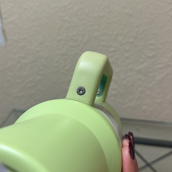 Stanley 40oz Citron - Picture 5 of 7